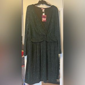 Beautiful party dress!!